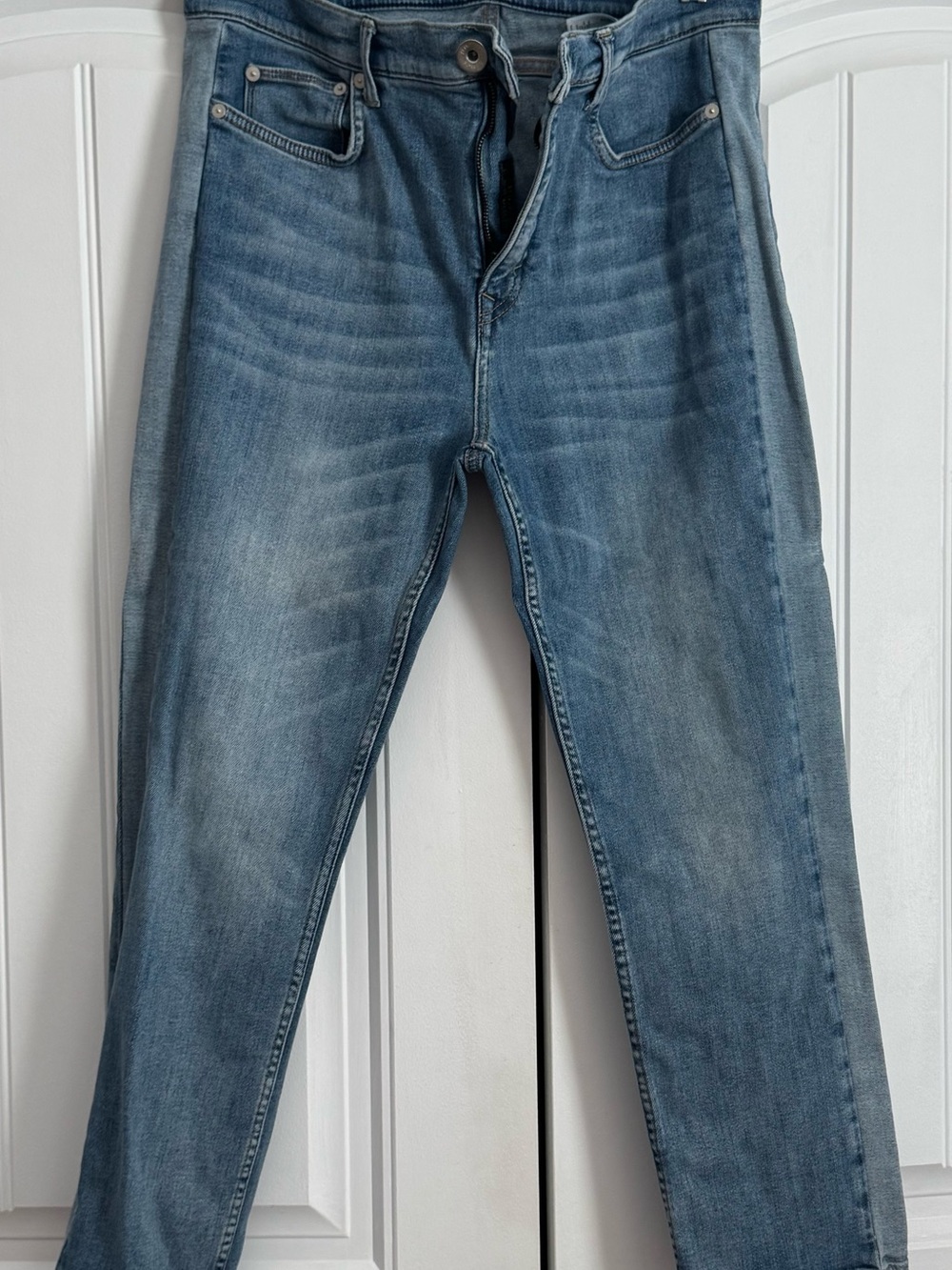 Vineyard Vines Light Blue Cropped Ankle Jeans